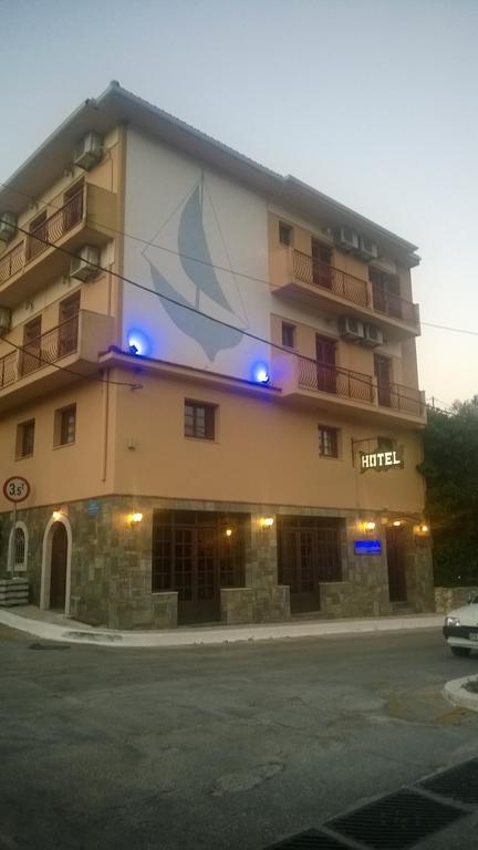 Moustakis Hotel Agia Efimia Eksteriør bilde