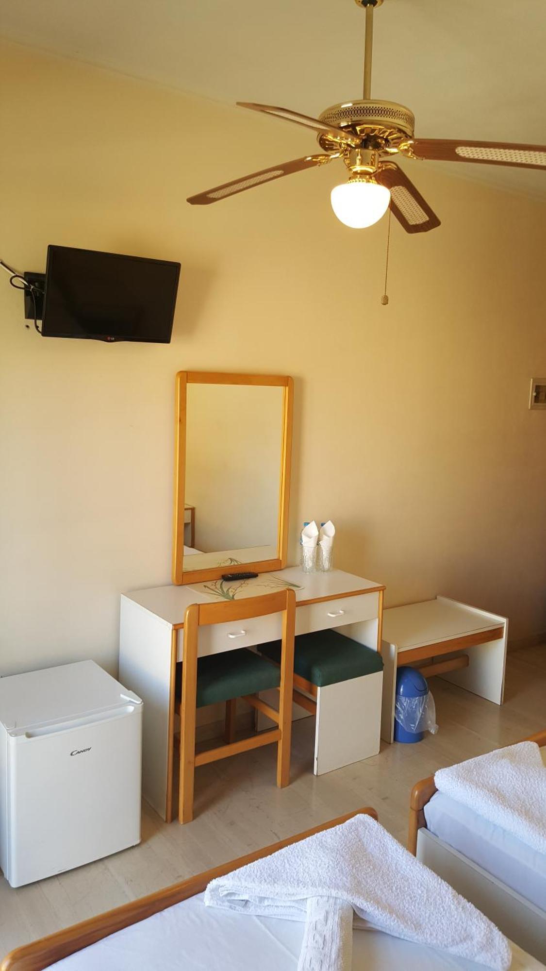 Moustakis Hotel Agia Efimia Eksteriør bilde